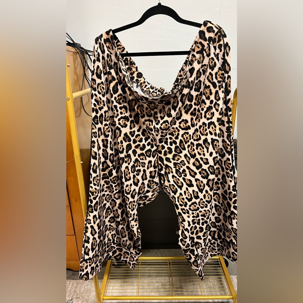 Lane Bryant The Allie Leopard Print Pull On Career Women's size 26/28